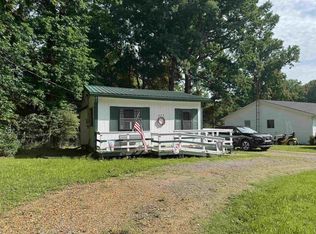 635 Forest Rd, Benton, KY 42025