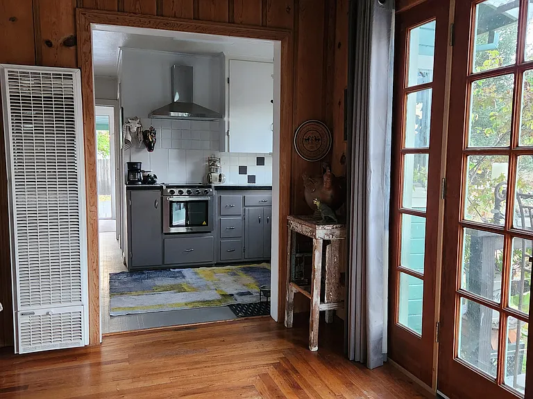 4502 Daywalt Rd — Photo 2