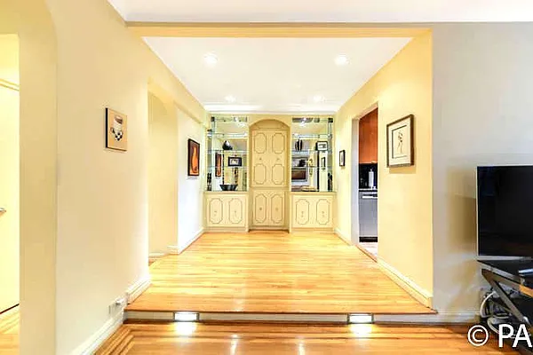 Sold by Benjamin Realty Since 1980 | media 26