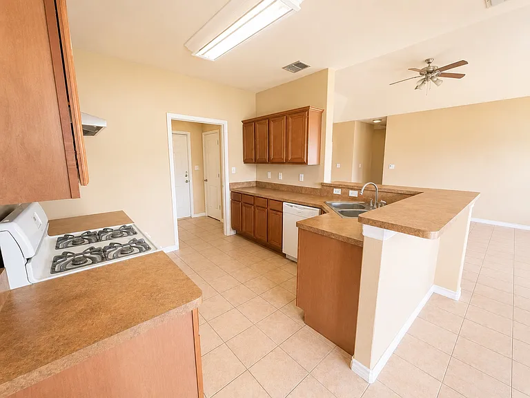 4812 Indio Ln — Photo 8