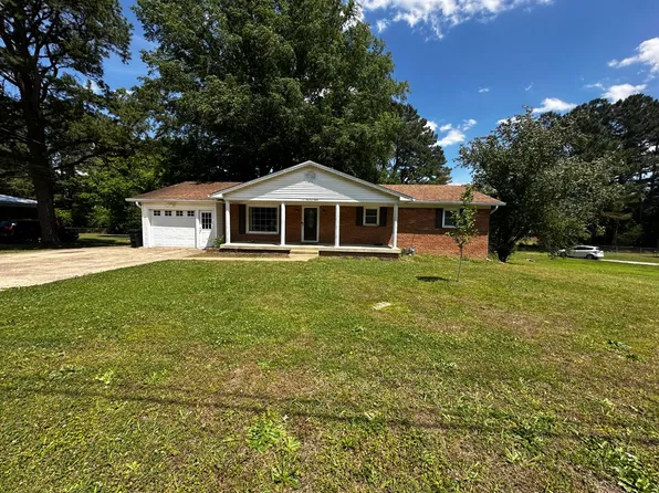 614 Galbraith Ave, Henderson, TN 38340