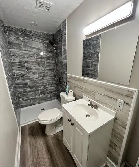 27 W Woodland Ave #B — Photo 6