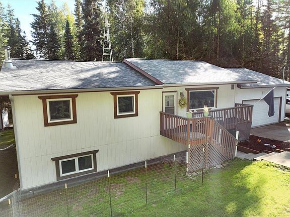 2nd image of 1185 Grenac Rd