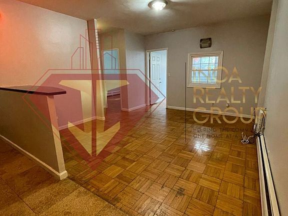 2nd image of 36 Duncan Ave #1C