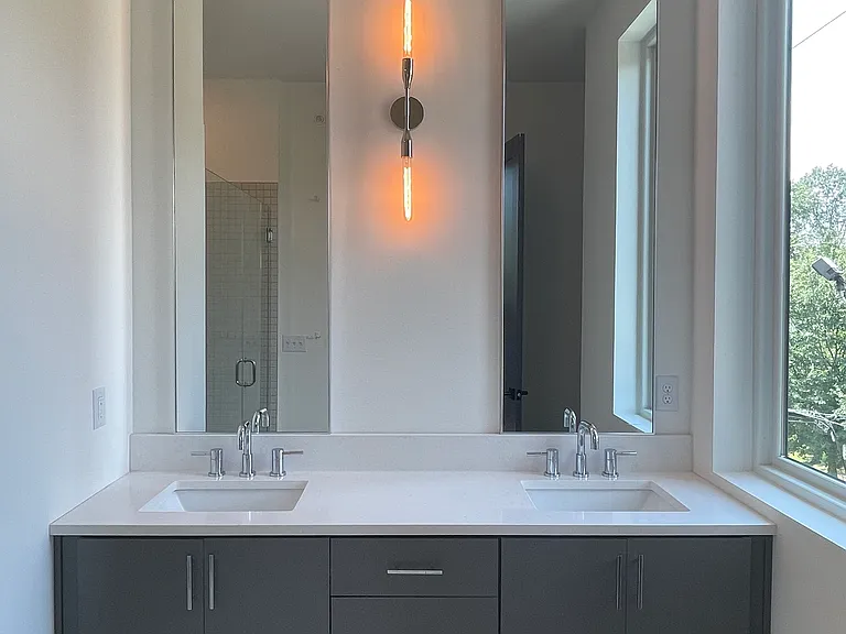 2347 Hosea L Williams Dr SE #8 — Photo 30