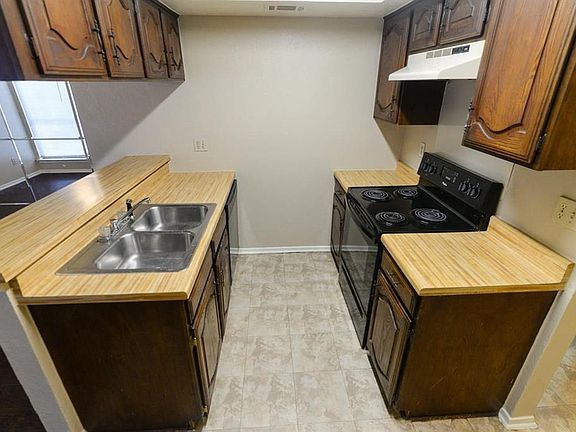 4th image of 2919 Antares Cir