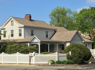 643 Larkfield Rd, East Northport, NY 11731