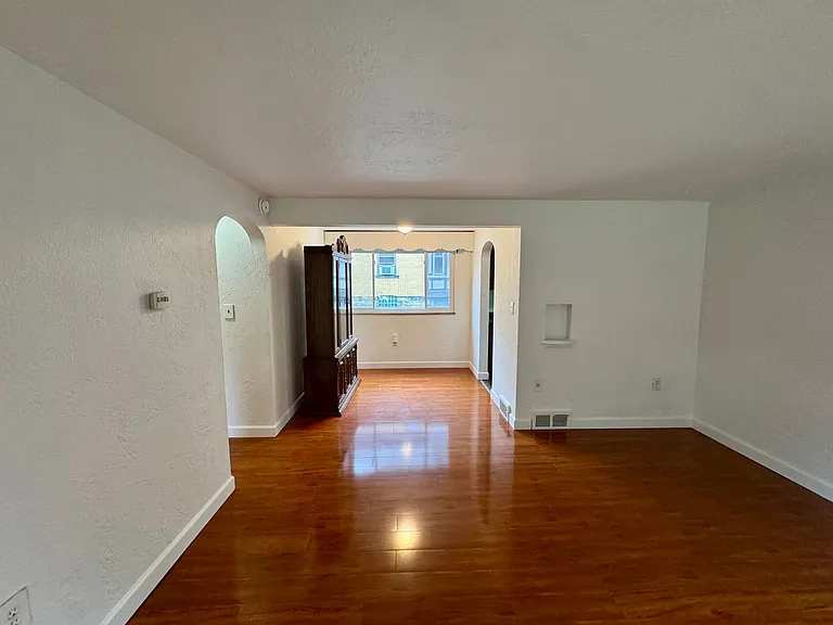 111 W. Steuben Street — Photo 9
