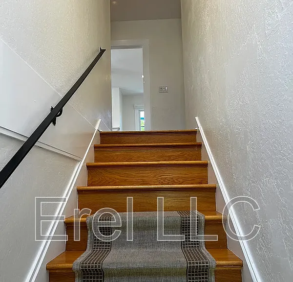 2521 Ashby Ave — Photo 2