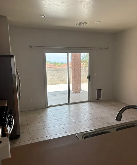2090 S Aliso Spring Ln — Photo 5