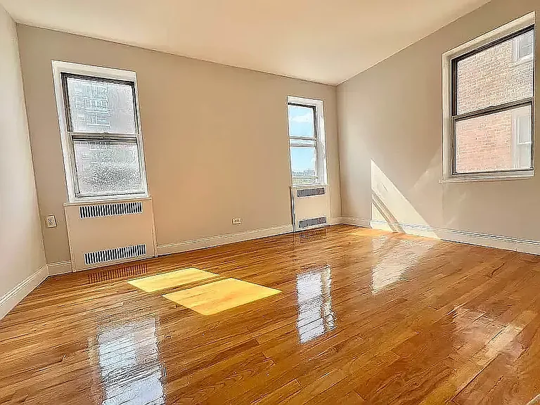 1130 Stadium Ave #5H — Photo 2