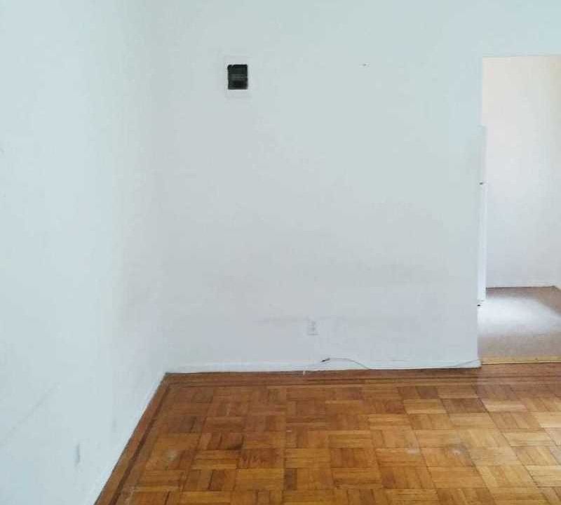 1st image of 2100 Beekman Pl #L