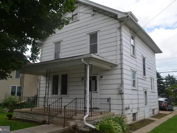 810 W Trindle Rd, Mechanicsburg, PA 17055