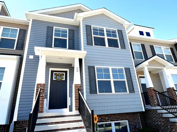 23 Moses Dr, Martinsburg, WV 25405