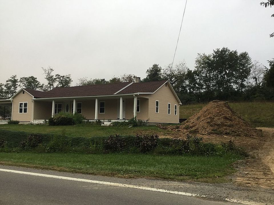 2nd image of 3158 Veterans Way