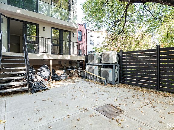 4th image of 166 Martense St #1F