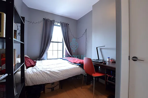 Rented by null | media 54