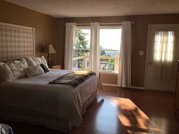 Master Bedroom 1 main floor