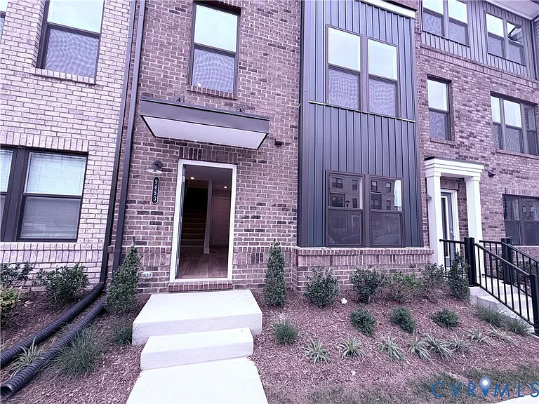 9453 Alquist St — Photo 3