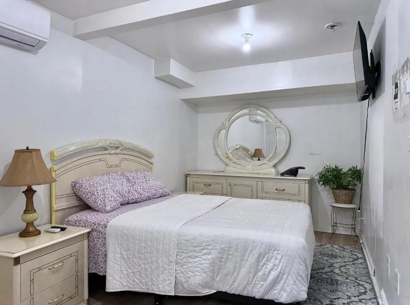 1 bed, 384 sqft, $2,600 — Photo 4