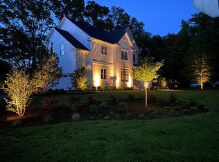 8911 Charles Augustine Dr, Alexandria, VA 22308