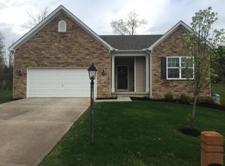 239 Bluff Ridge Dr, Pataskala, OH 43062