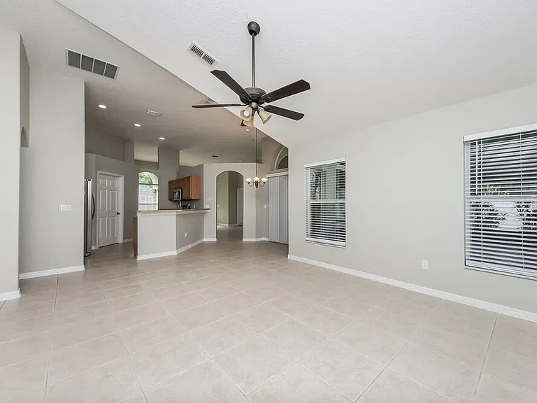 4660 Huron Bay Cir — Photo 4