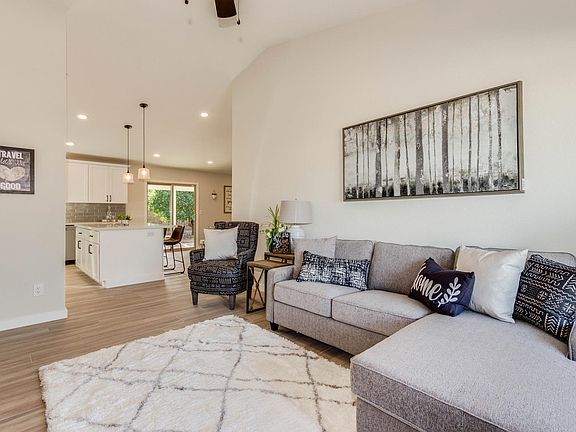3rd image of 6507 E Grandview Dr