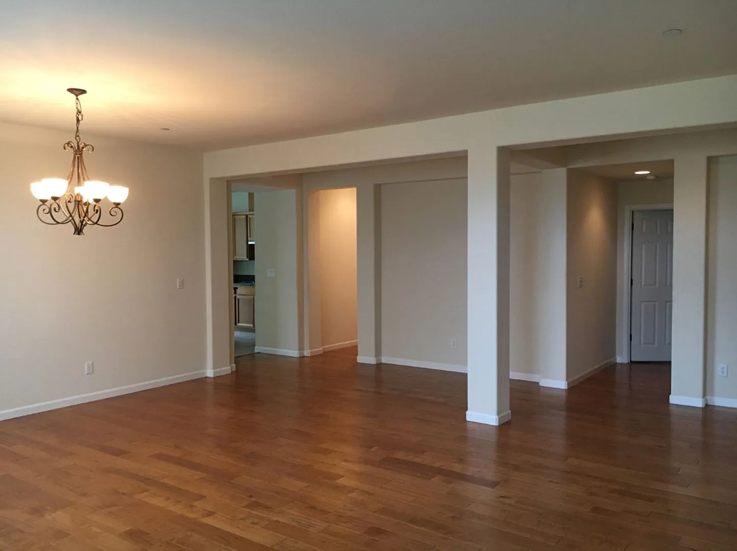 Beautiful 4 Bedroom 3 Bath Home in Desirable Woodland Neighborhood — Photo 2