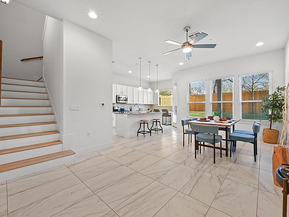 5th image of 8922 Menchaca Rd #303