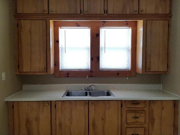 5th image of 811 E 7th Ave