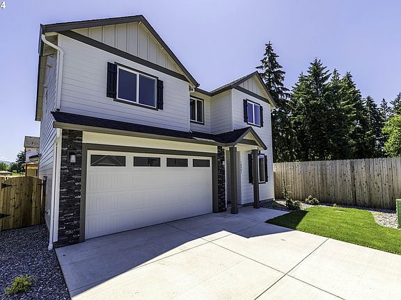 2nd image of 10801 NE 127th Ave