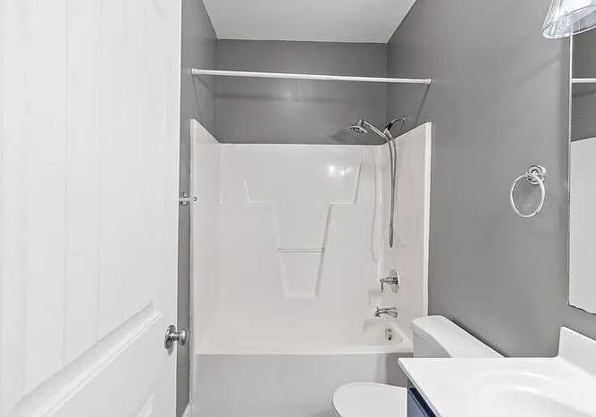 720 Camwheel Dr — Photo 23