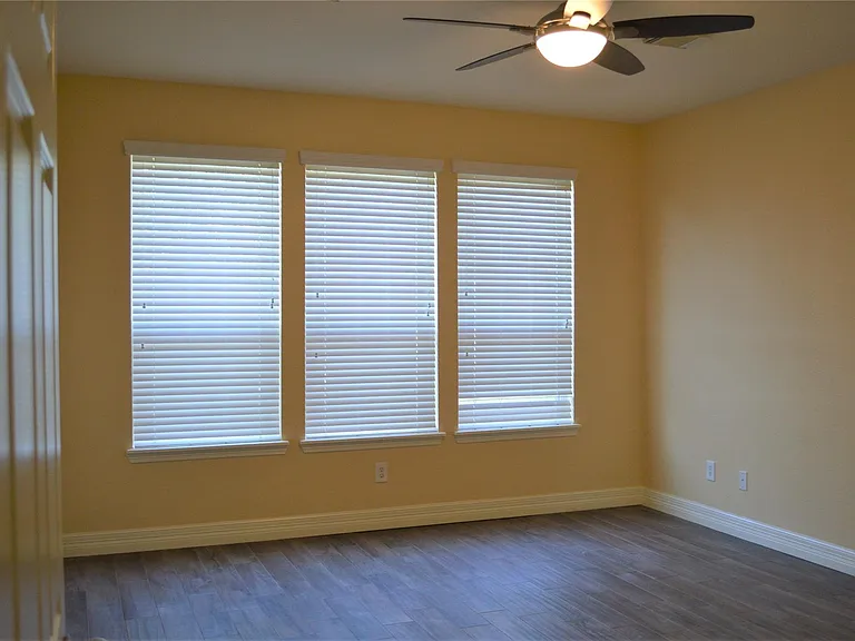 6210 Marble Hollow Ln — Photo 16