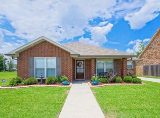 3520 Despaux Dr, Chalmette, LA 70043