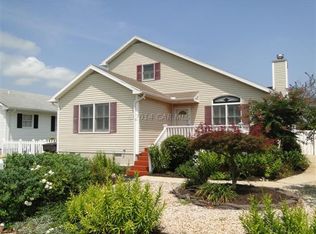 712 N Surf Rd, Ocean City, MD 21842