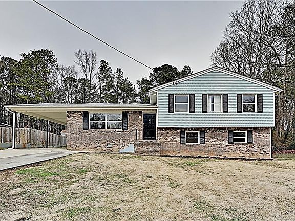 2nd image of 616 Village Lane Dr SW