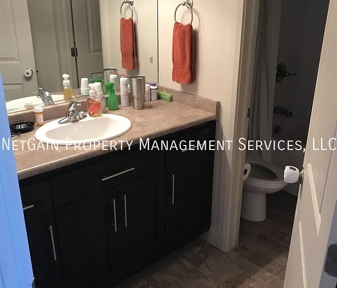 245 E 3025 N — Photo 6