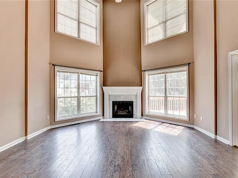 2899 Savannah Walk Ln — Photo 10
