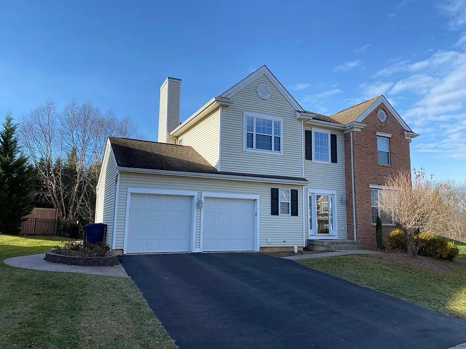 966 Little Cedar Ct