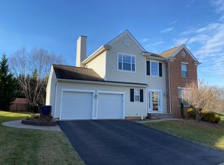 966 Little Cedar Ct, Allentown, PA 18104