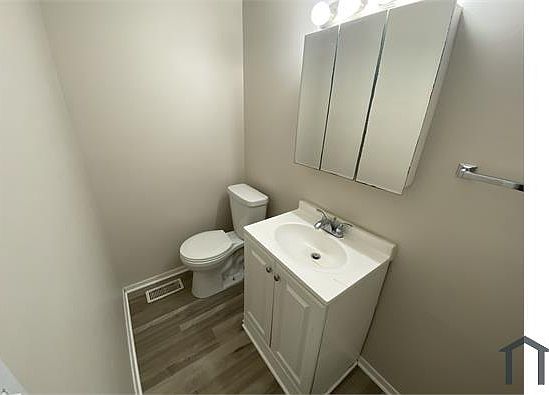 5th image of 5520 Beavercrest Dr APT 12