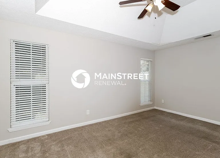 3254 Landgraf Close — Photo 10