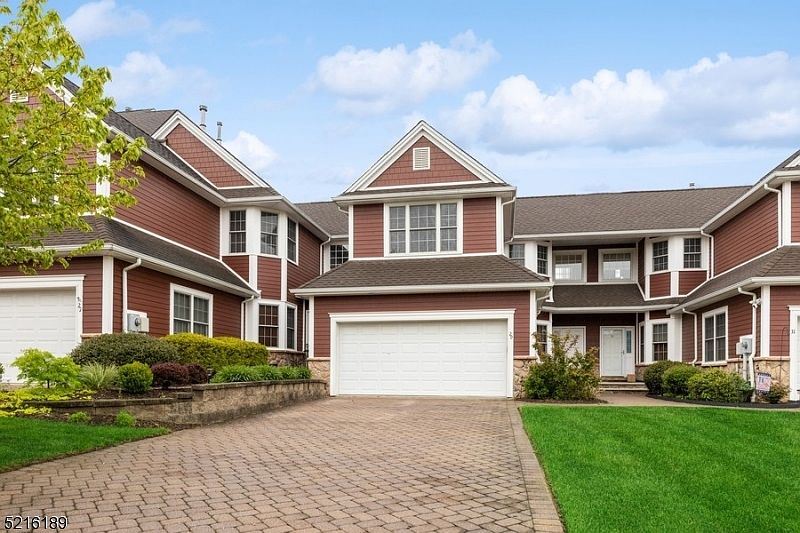 1st image of 29 Turnberry Ln