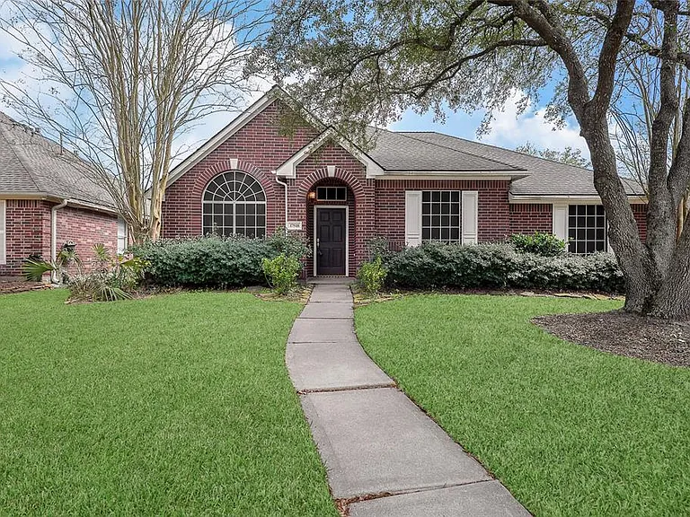 17518 Ginger Fields Ln — Photo 1