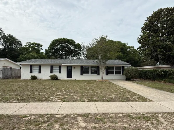 131 Clements St NE, Fort Walton Beach, FL 32548