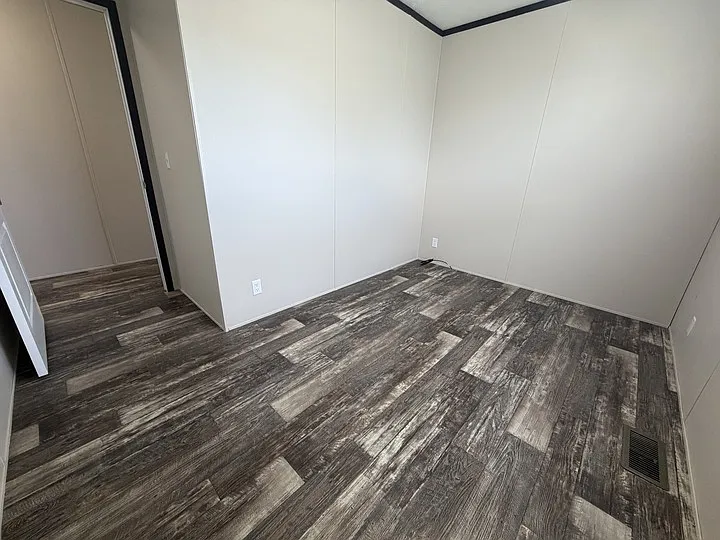 38000 Le Chateau Blvd #500 — Photo 13