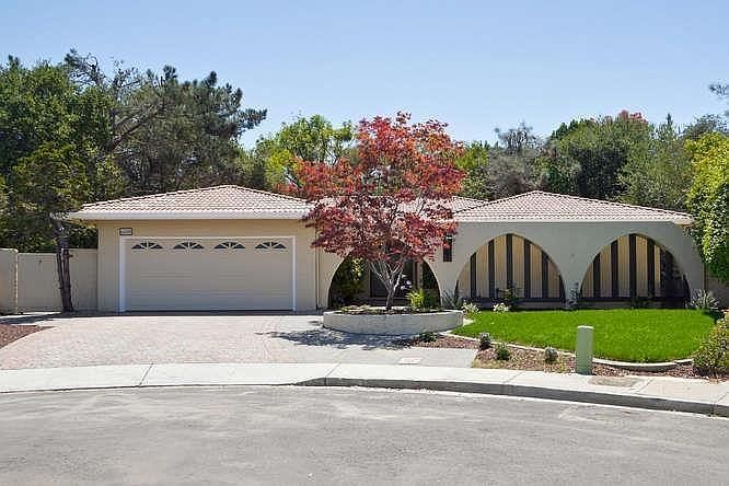 1st image of 10249 Ainsworth Dr