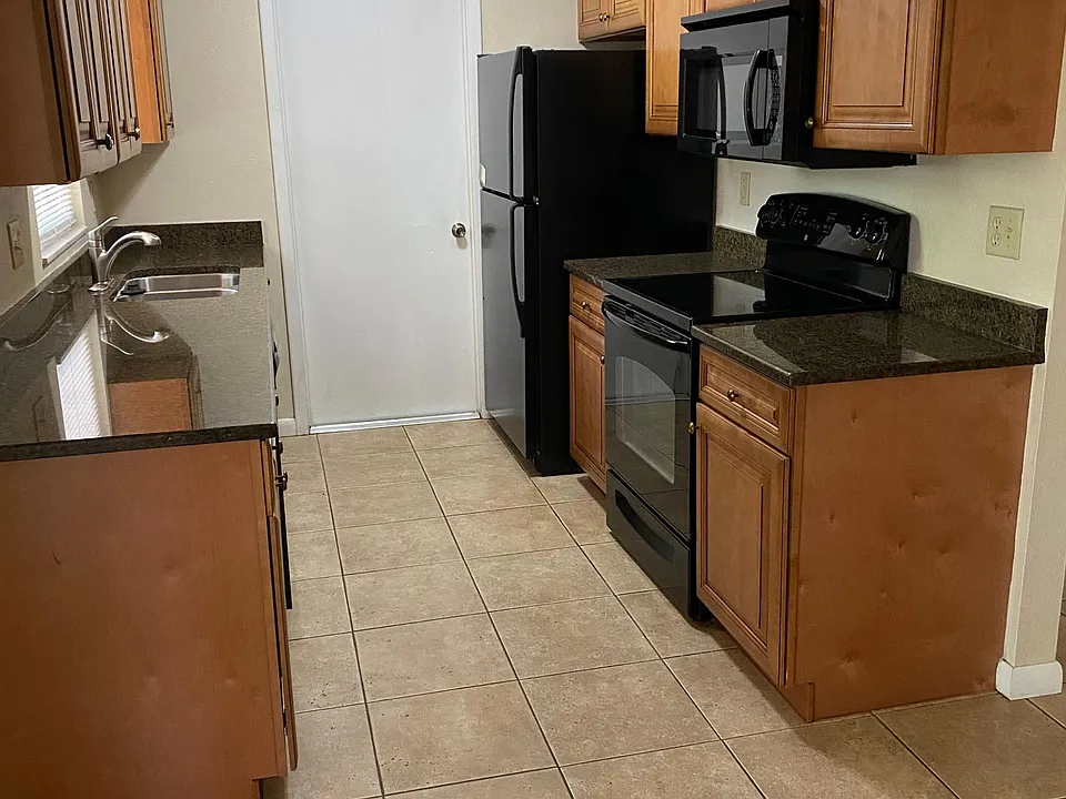 238 Avalone Dr
