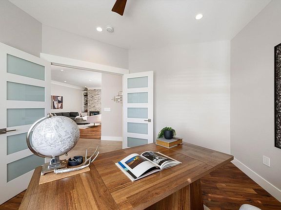 5th image of 91604 E Sagebrush Rd